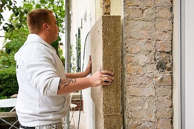 Die Fassade zu dämmen ist Pflicht, wenn mehr als 10 Prozent der Fläche erneuert werden.